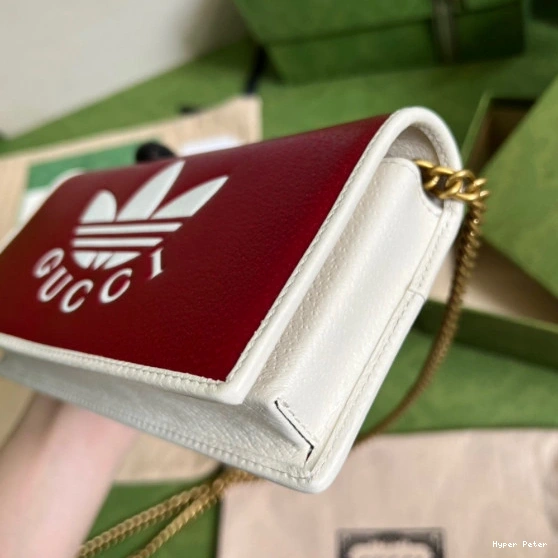 Hyperpeter Gucci wallet x with Adidas chain 0812